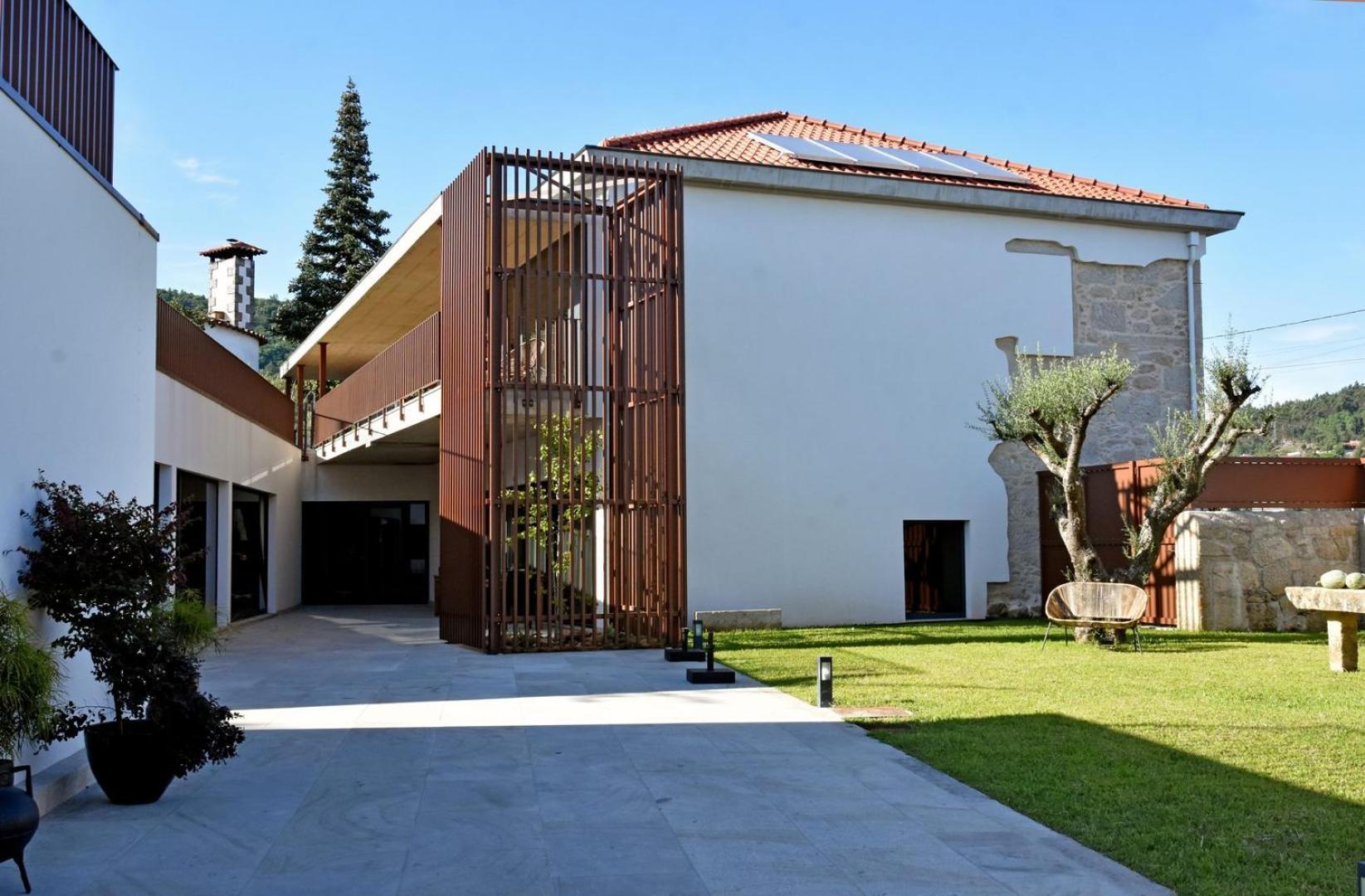 Alminhas Da Mindua - Unique Experiences By Luxistay Vitorino dos Piaes Exterior photo