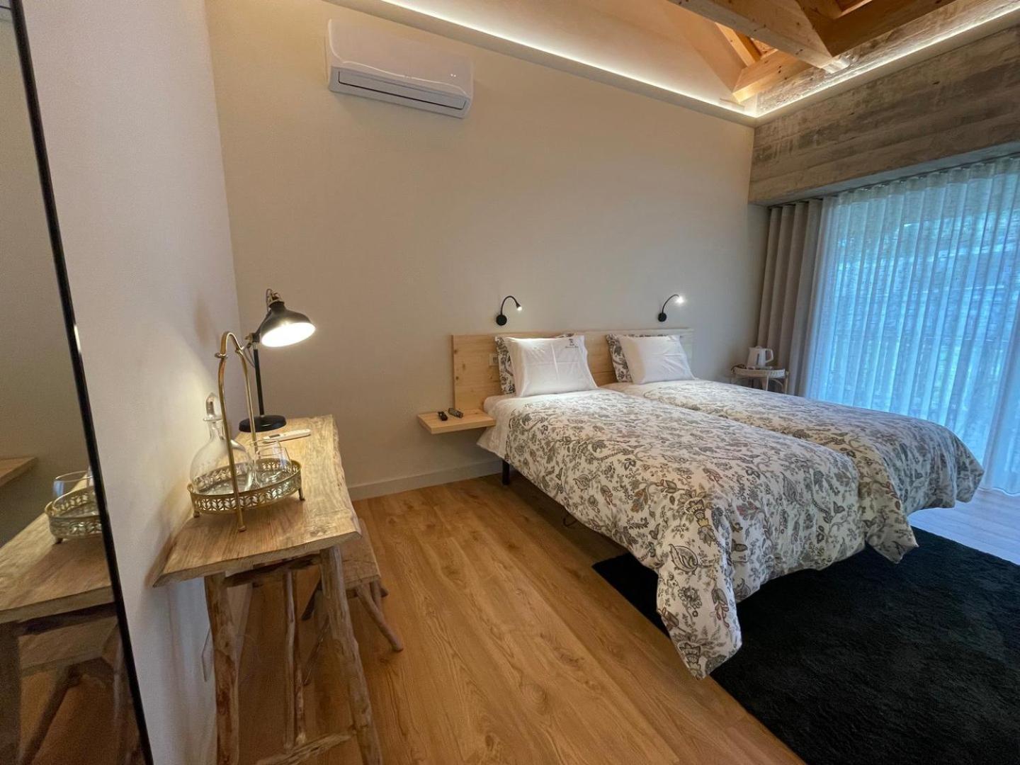 Alminhas Da Mindua - Unique Experiences By Luxistay Vitorino dos Piaes Room photo